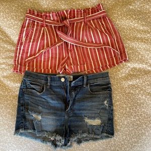 2 pairs of shorts